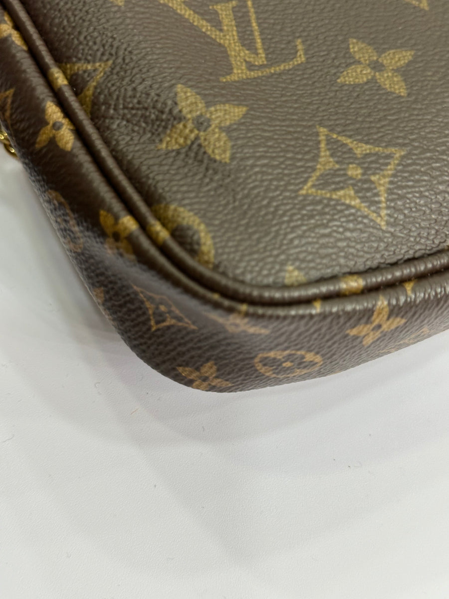 Louis Vuitton Multi Pochette Accessories Monogram Khaki